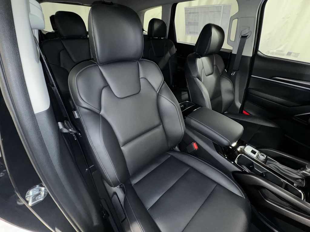 new 2025 Kia Telluride car, priced at $41,593