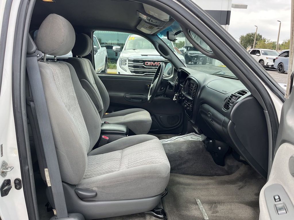 used 2006 Toyota Tundra car, priced at $12,498