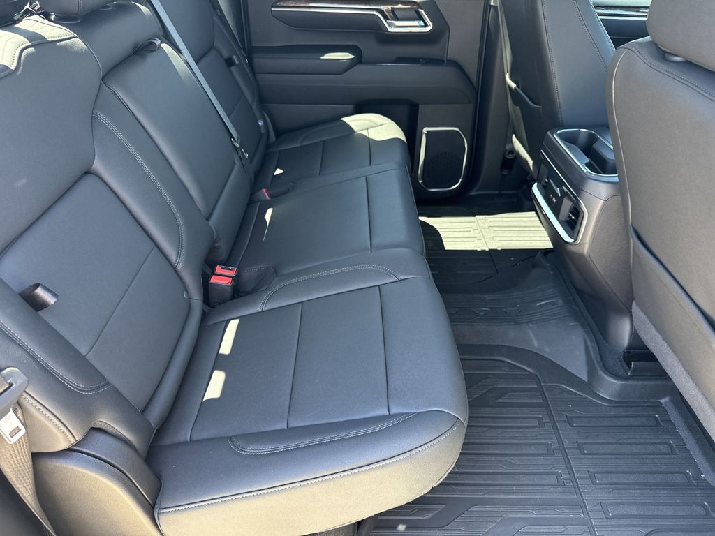 new 2025 GMC Sierra 1500 car, priced at $59,430