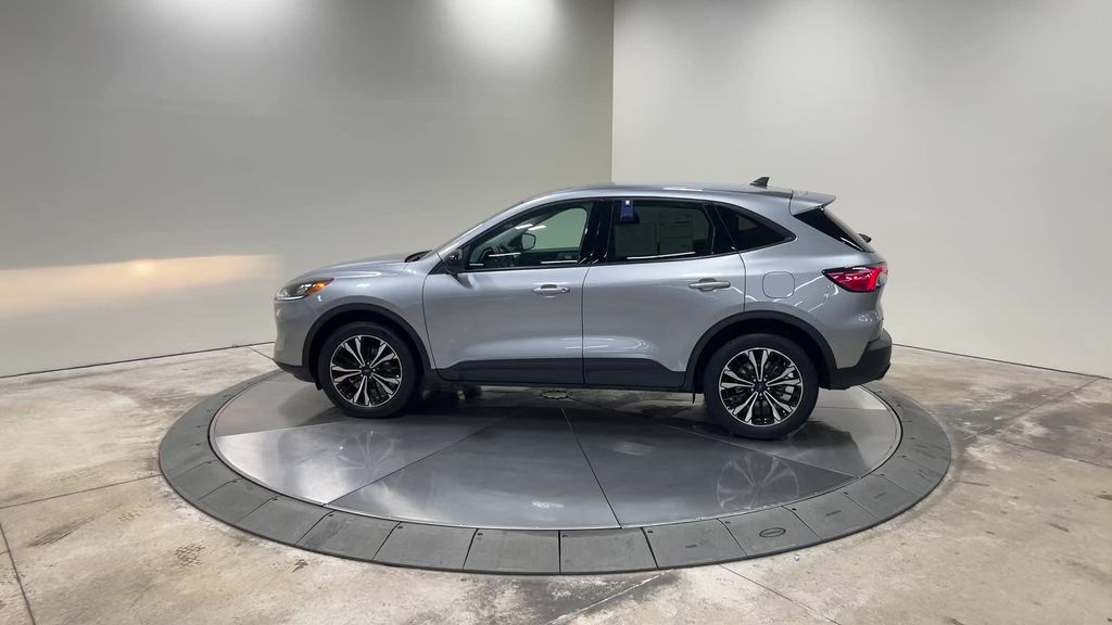 used 2022 Ford Escape car, priced at $21,555