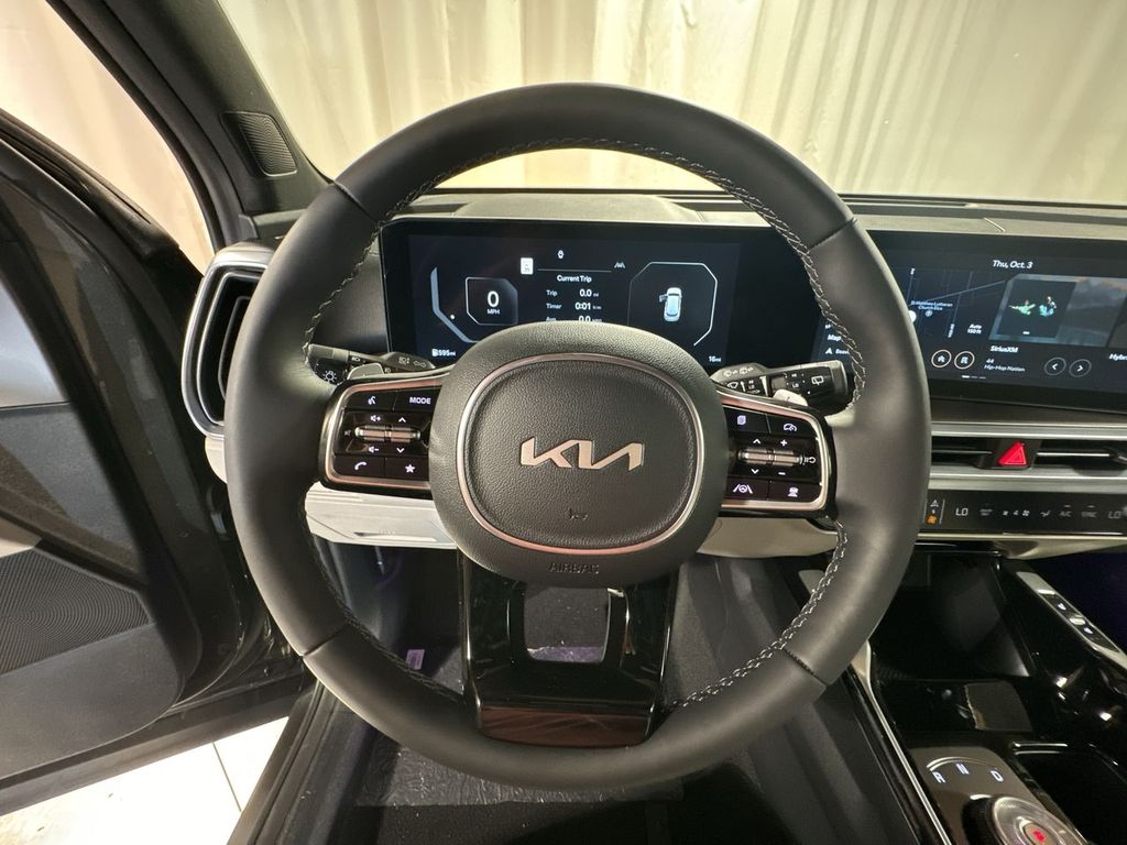 new 2025 Kia Sorento Hybrid car, priced at $47,682
