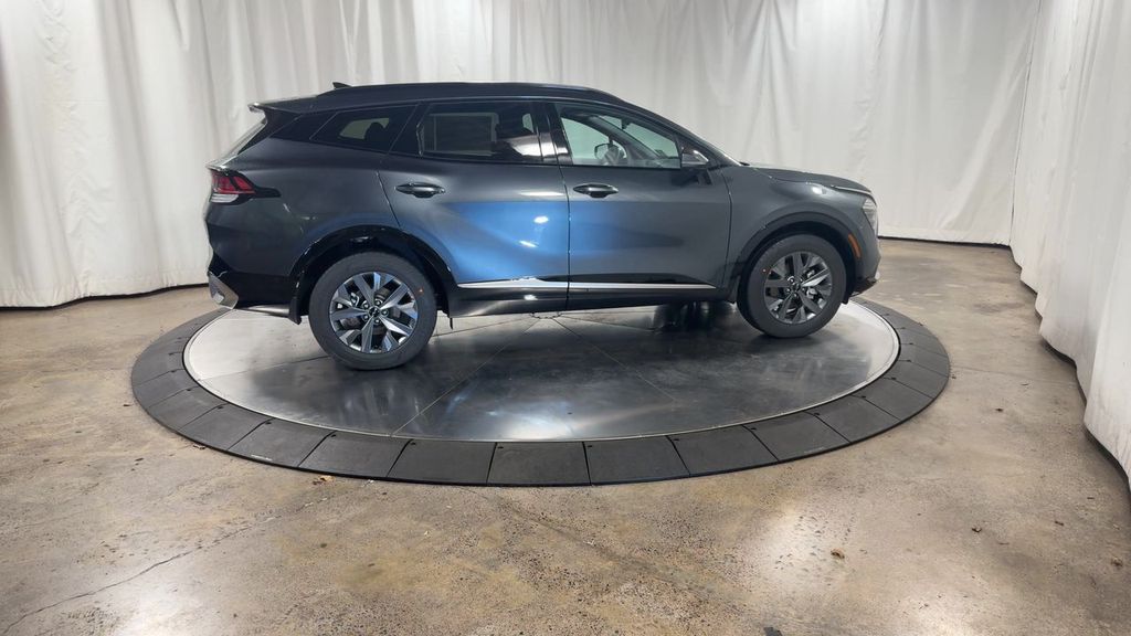 new 2025 Kia Sportage Hybrid car, priced at $39,274
