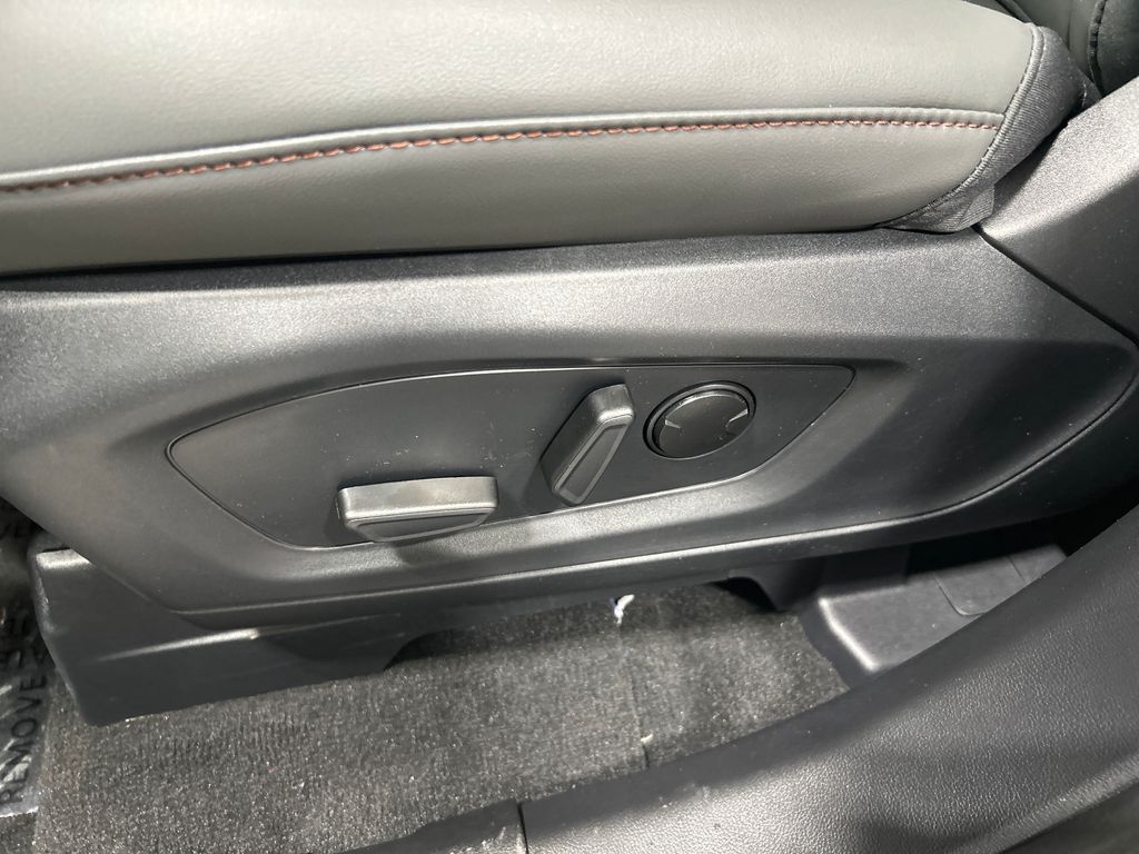 new 2025 Ford Explorer car, priced at $45,826