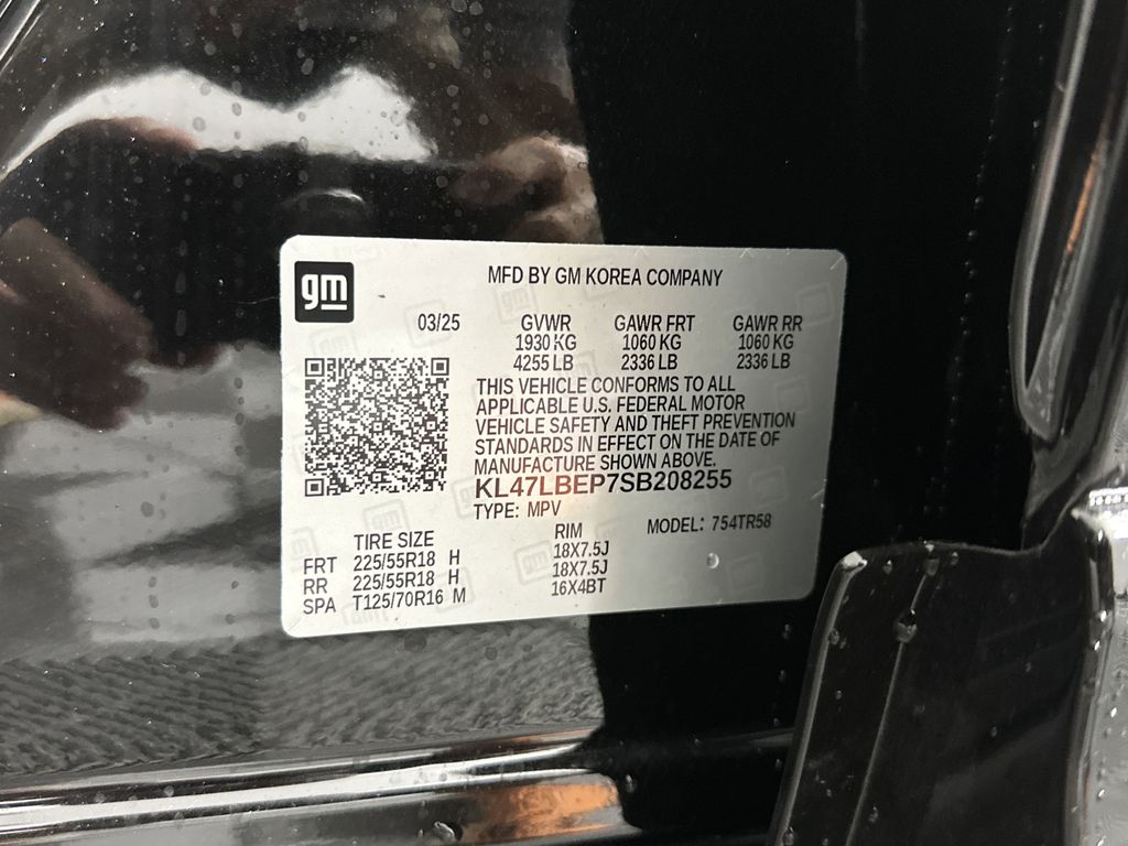 new 2025 Buick Envista car, priced at $29,570