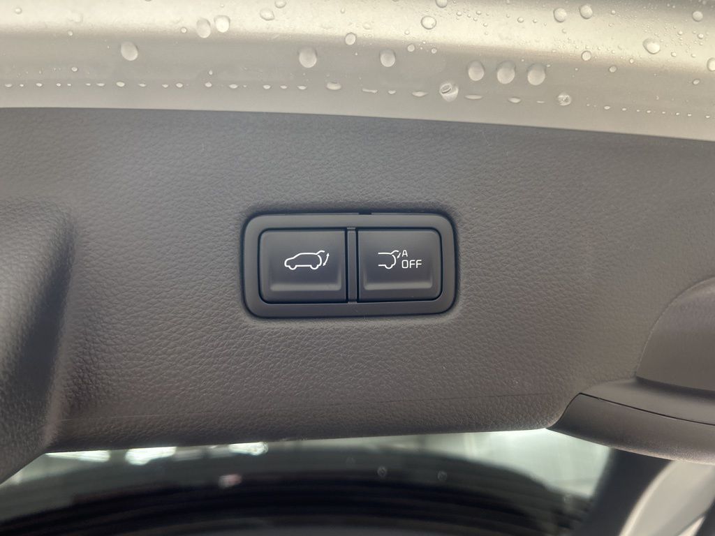 new 2026 Kia Carnival Hybrid car, priced at $43,570