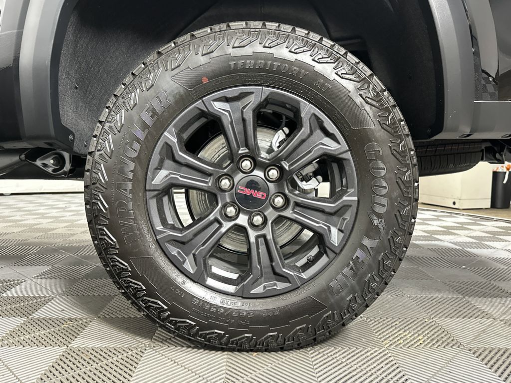 new 2025 GMC Canyon car, priced at $42,895