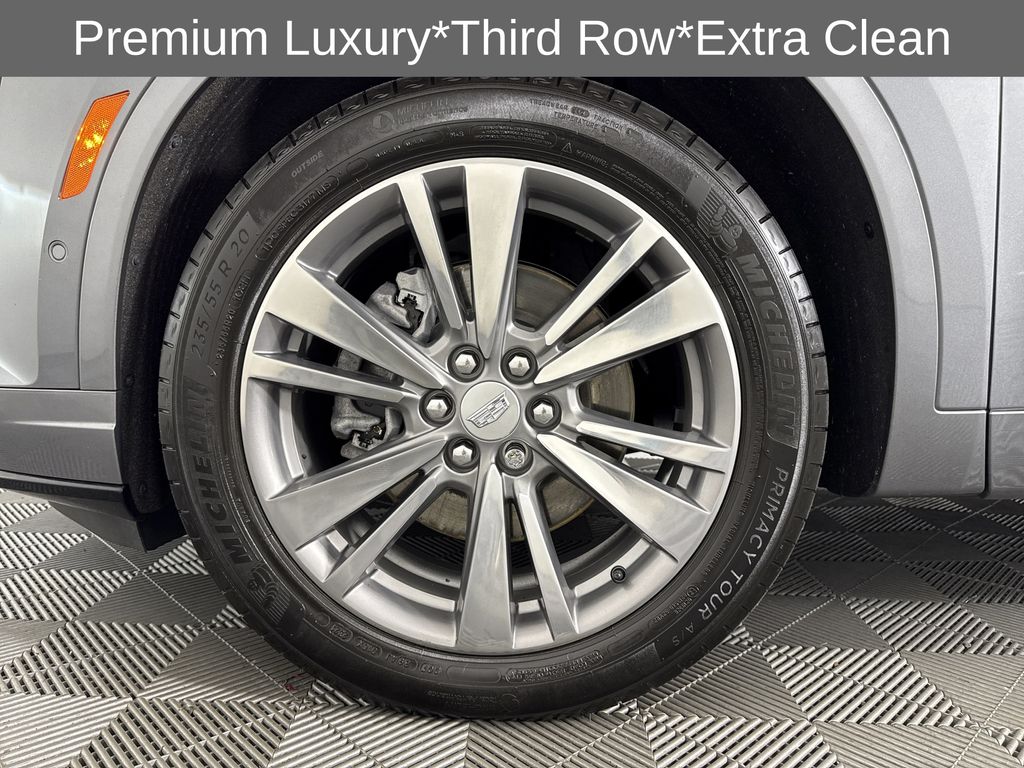 used 2022 Cadillac XT6 car, priced at $34,997