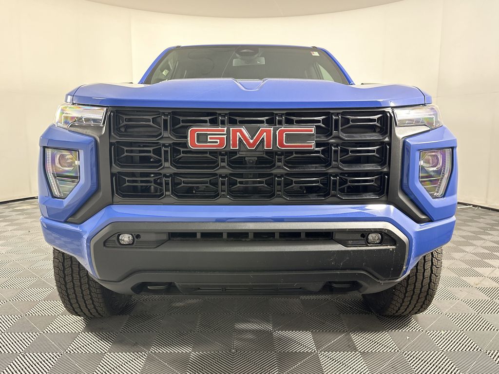 new 2025 GMC Canyon car, priced at $45,095