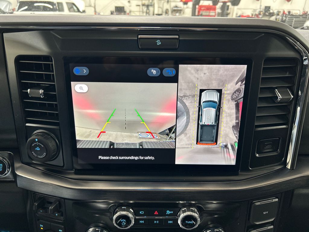 new 2025 Ford F-250SD car, priced at $77,915