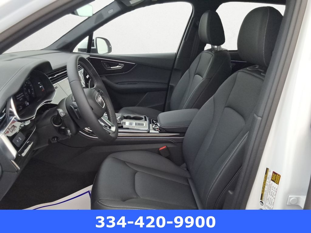 new 2025 Audi Q7 car, priced at $65,306
