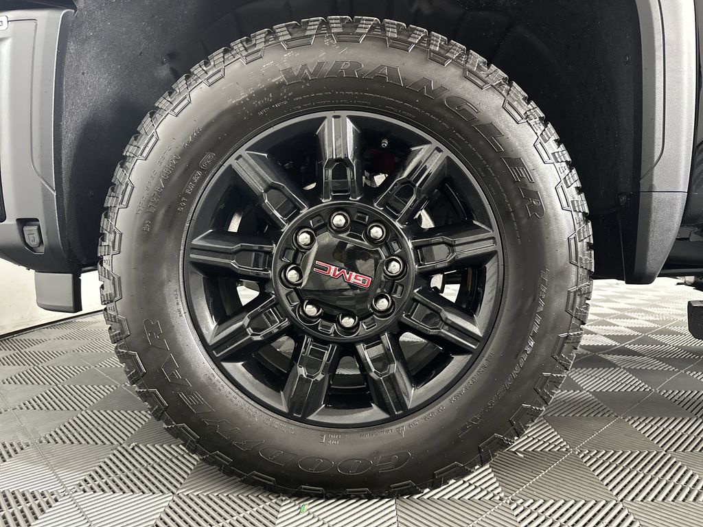 new 2025 GMC Sierra 2500HD car, priced at $86,634