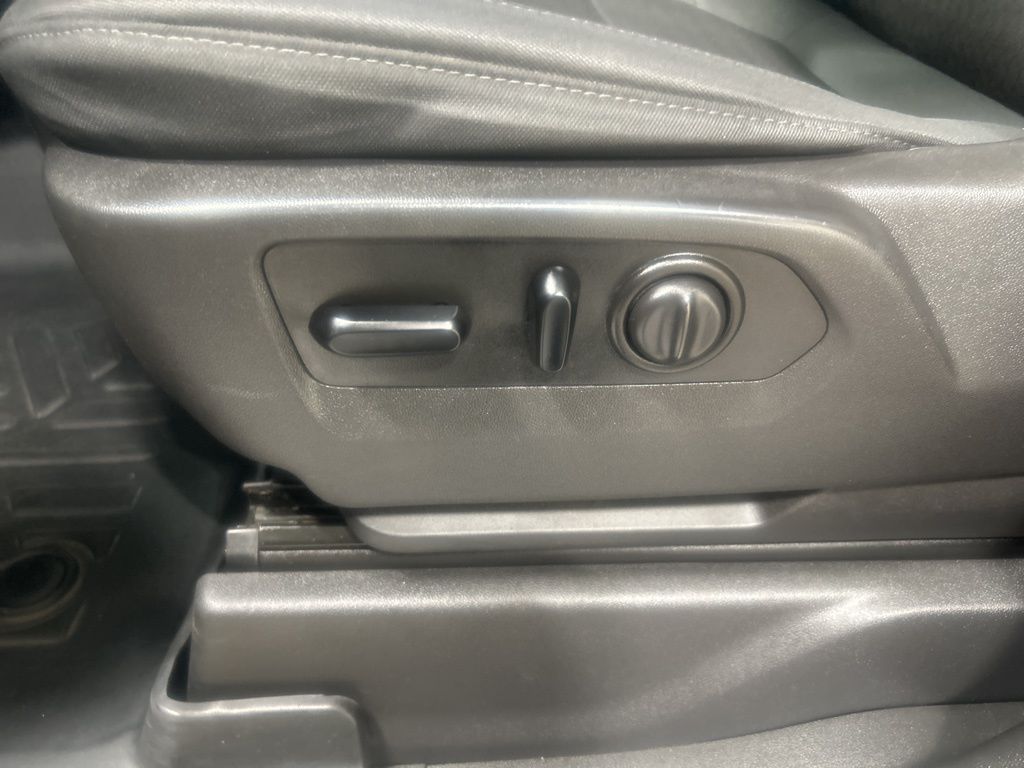 used 2019 GMC Sierra 1500 car, priced at $34,467