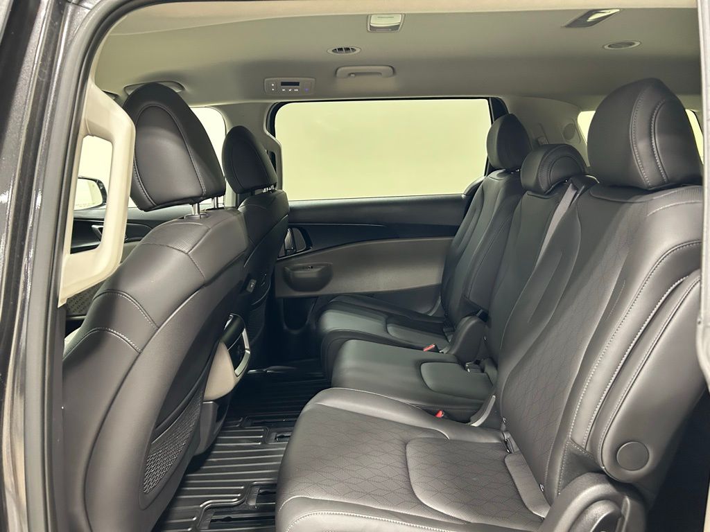 new 2026 Kia Carnival car, priced at $39,027