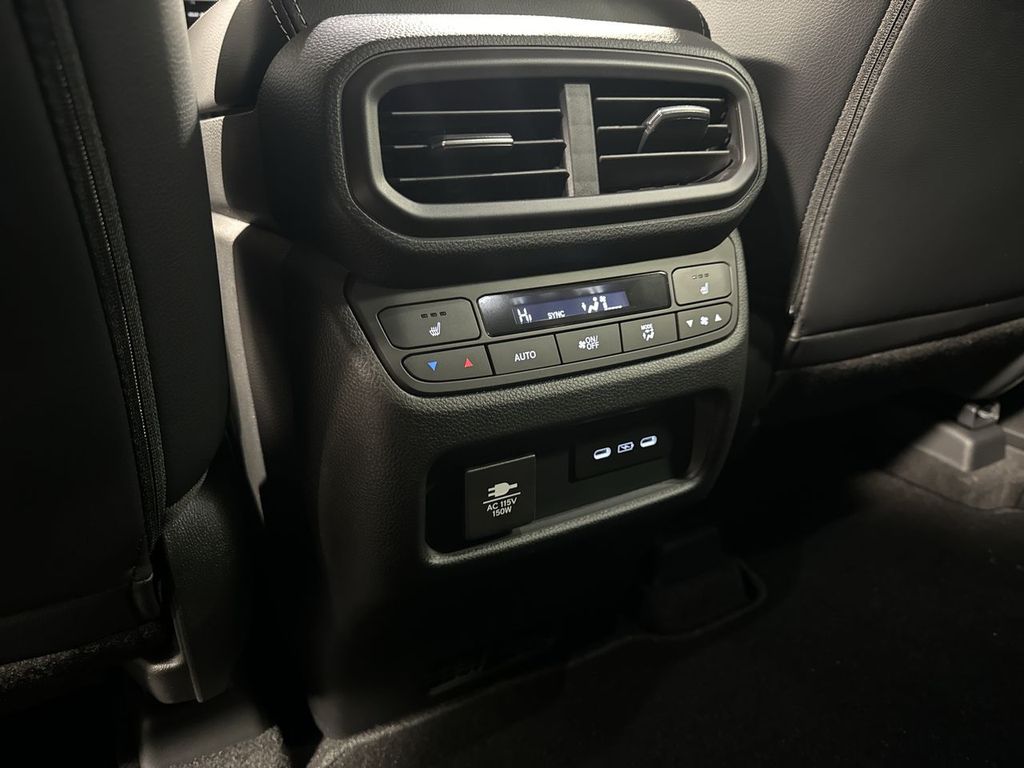 new 2025 Honda Pilot car, priced at $54,530