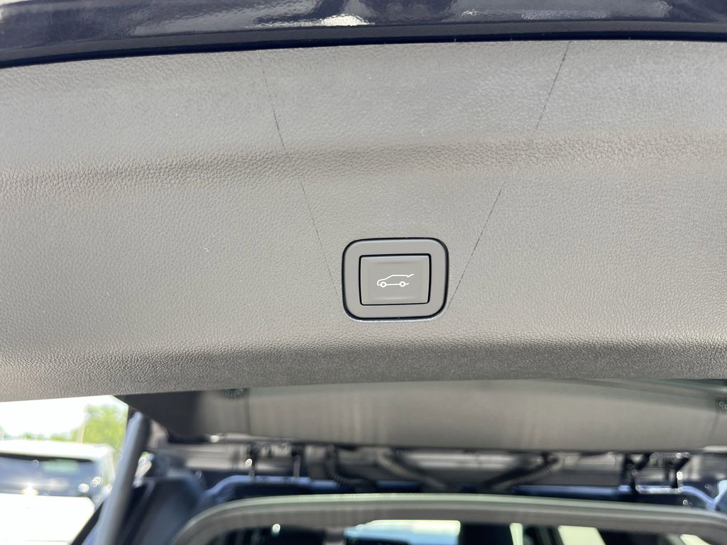new 2025 Chevrolet Tahoe car, priced at $83,012