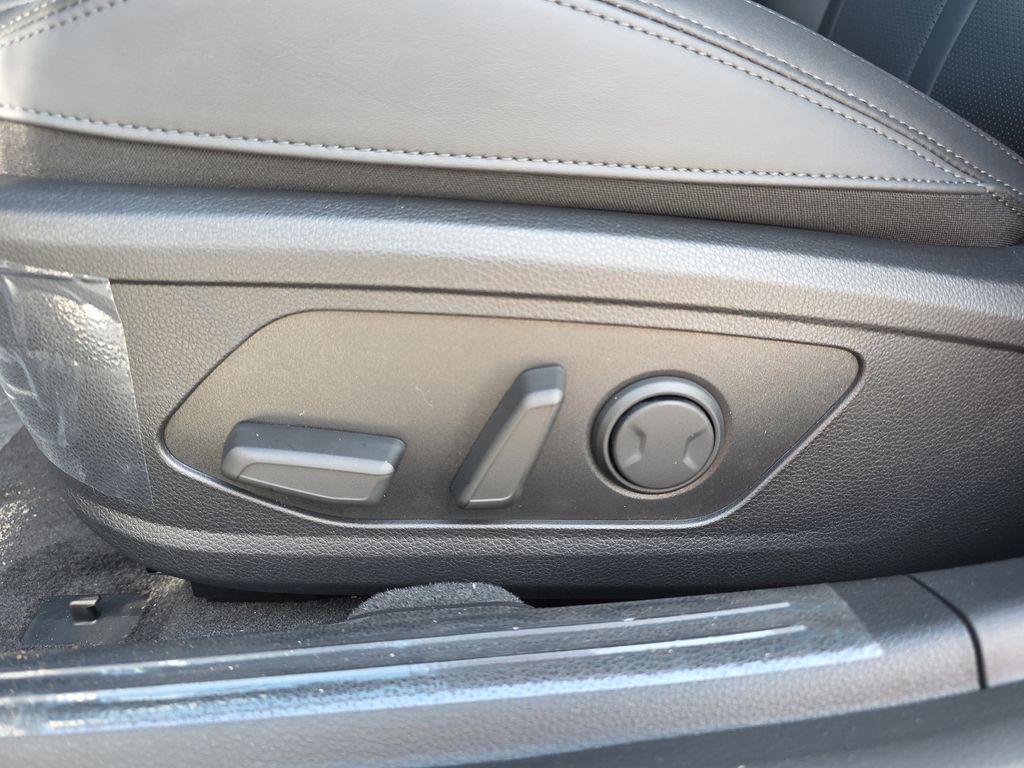 new 2026 Kia K5 car, priced at $32,306