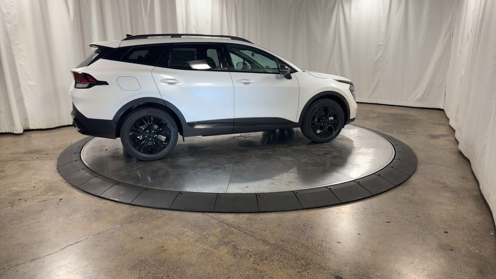 new 2025 Kia Sportage Plug-In Hybrid car, priced at $44,411