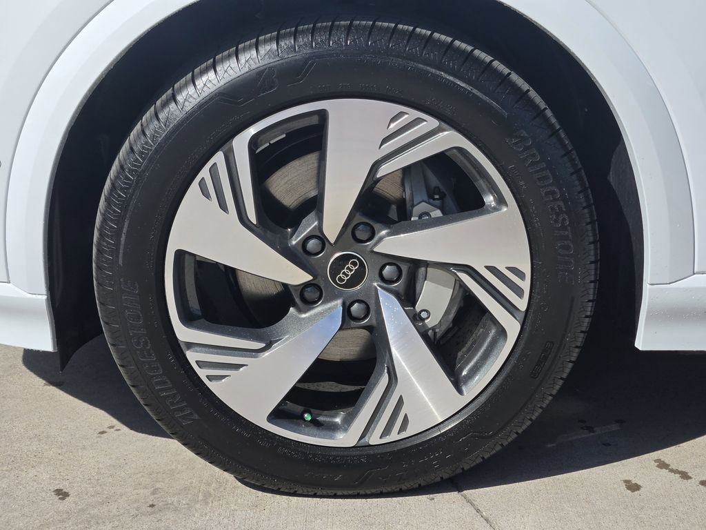 new 2025 Audi Q6 e-tron car, priced at $77,750