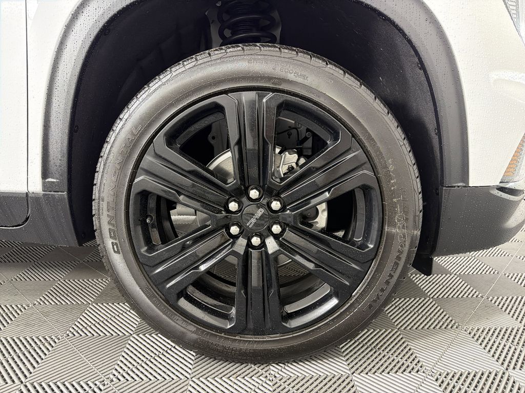 new 2026 GMC Acadia car, priced at $51,625