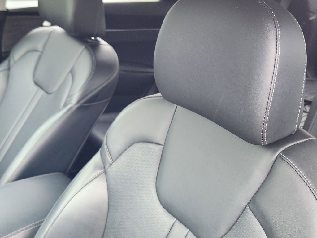 used 2022 Kia Sorento car, priced at $24,944