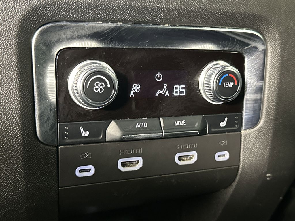 used 2023 GMC Yukon XL car, priced at $63,998