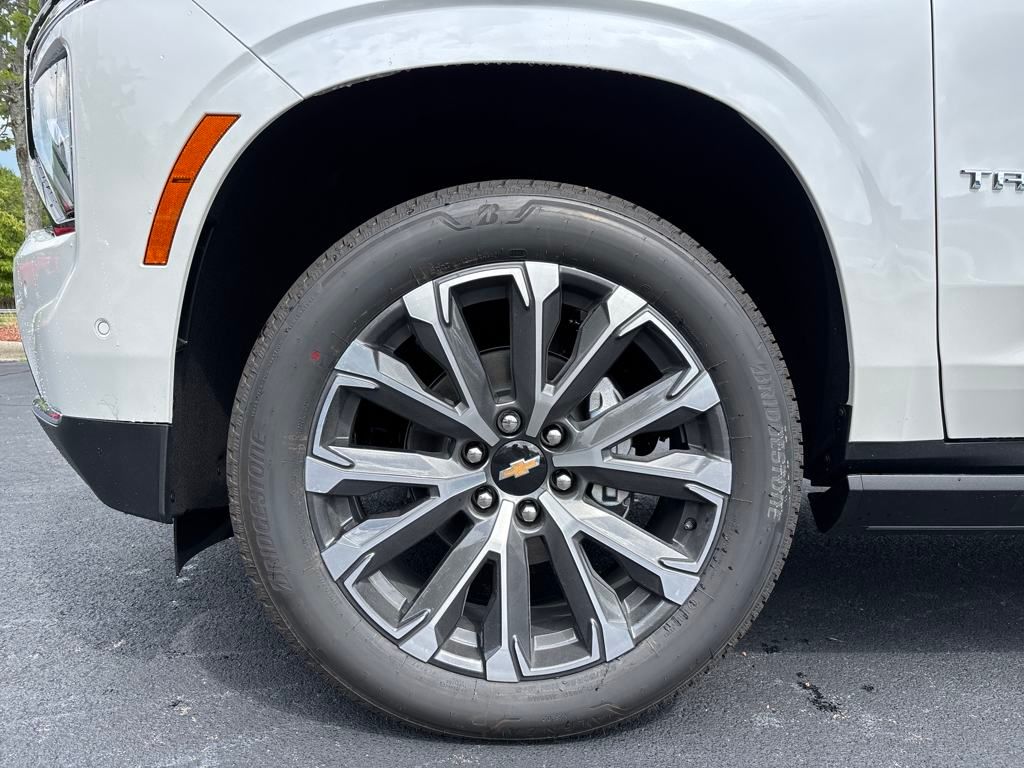 new 2025 Chevrolet Tahoe car, priced at $87,990