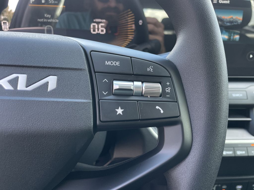 new 2025 Kia K4 car, priced at $23,218