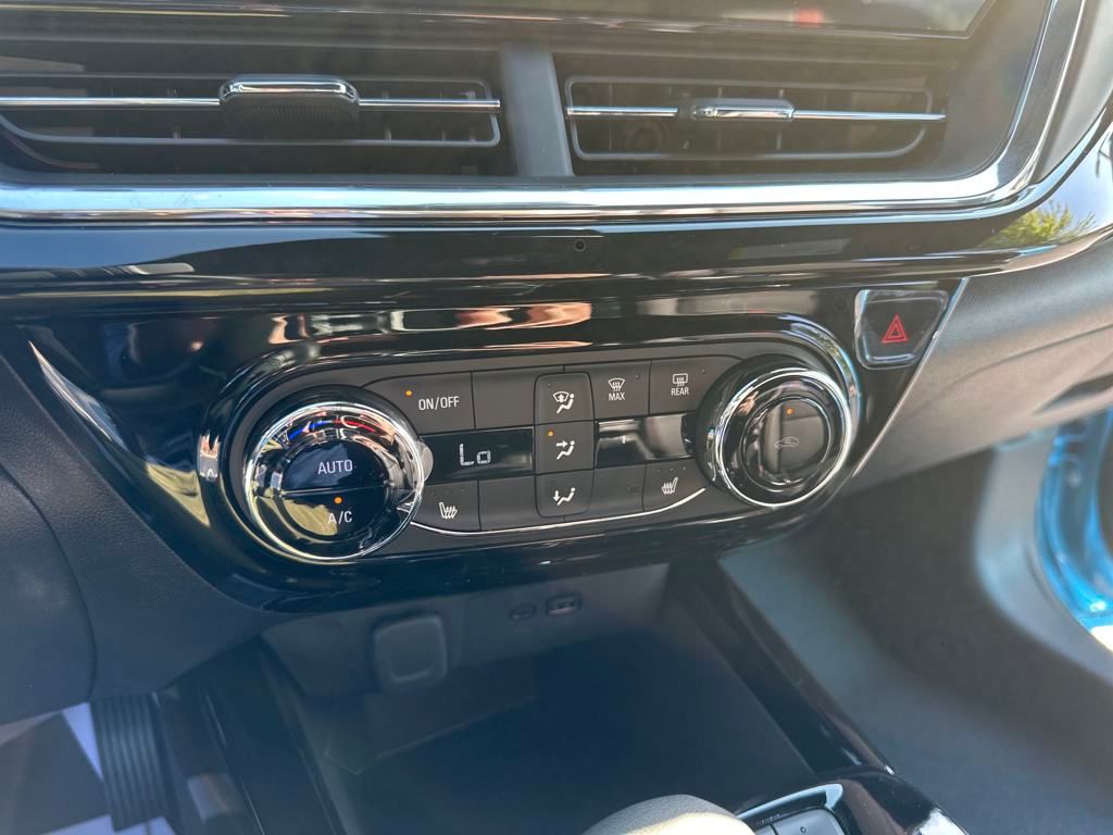 new 2025 Chevrolet Trax car, priced at $26,290