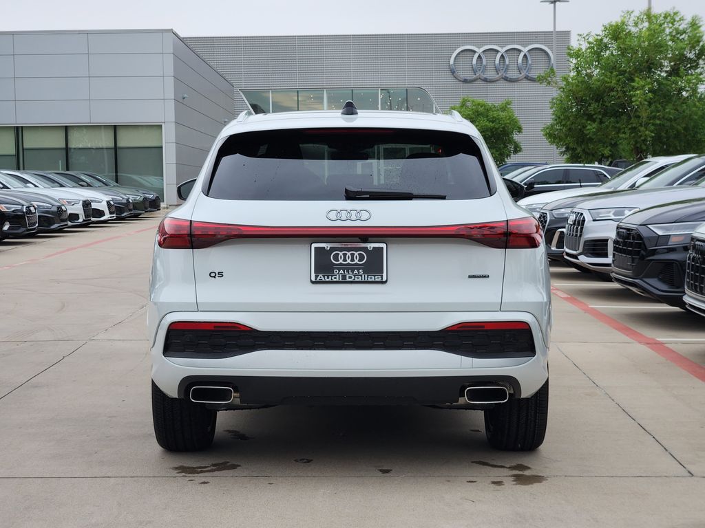 new 2025 Audi Q5 car, priced at $60,975