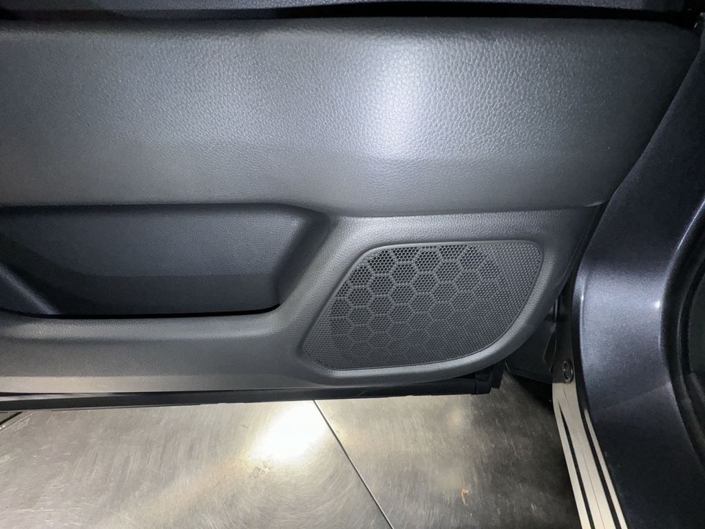 new 2025 Honda Pilot car, priced at $47,095