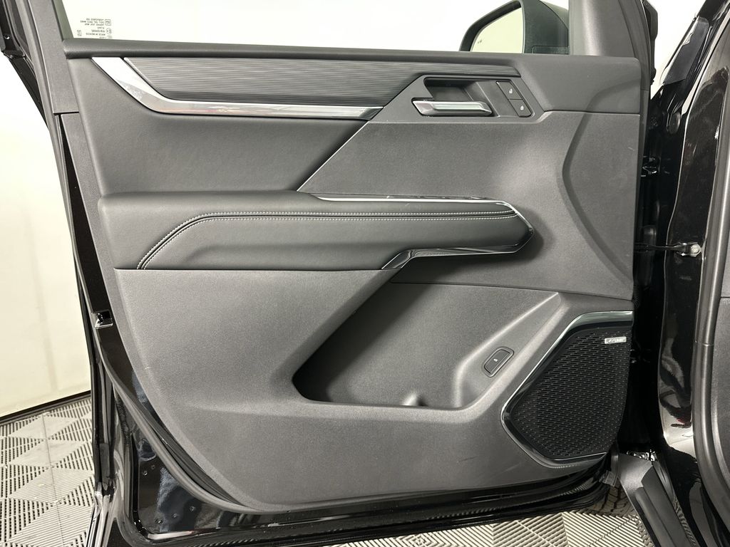 new 2025 GMC Acadia car, priced at $45,824