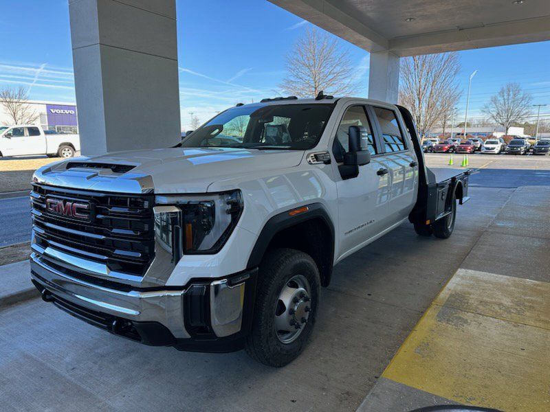 new 2024 GMC Sierra 3500HD car, priced at $50,853