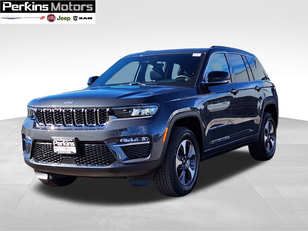 new 2025 Jeep Grand Cherokee car, priced at $52,869