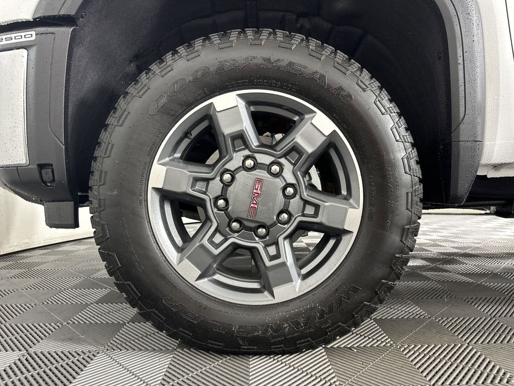 new 2025 GMC Sierra 2500HD car, priced at $79,270