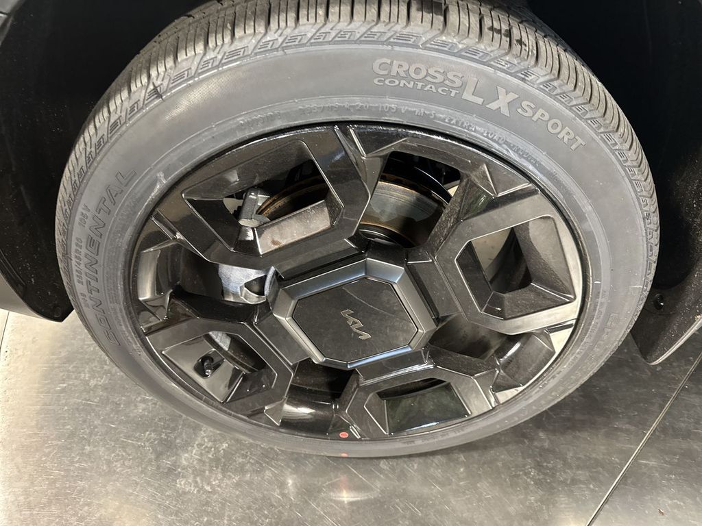new 2025 Kia Sorento car, priced at $43,314