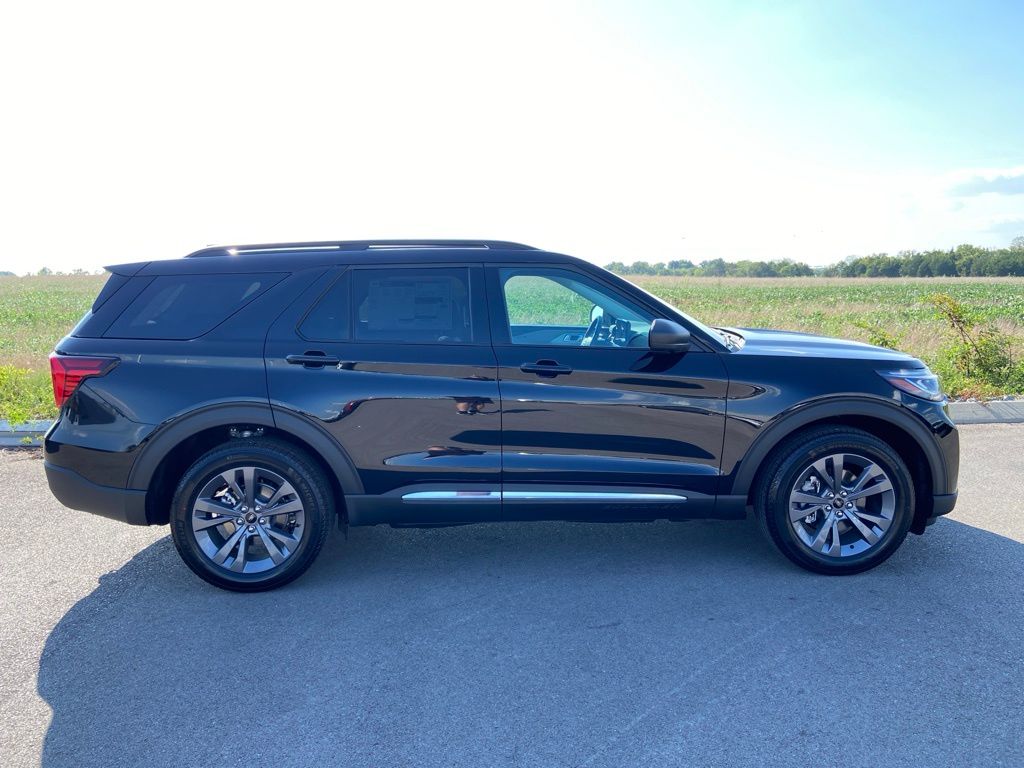 new 2025 Ford Explorer car, priced at $46,008