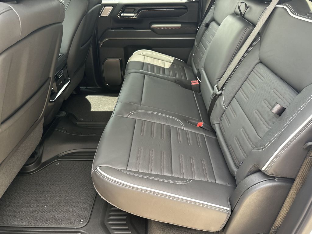 new 2025 GMC Sierra 2500HD car, priced at $94,054