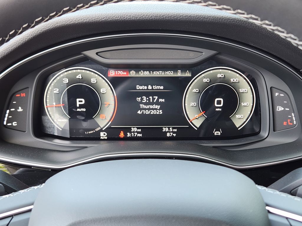 new 2025 Audi Q8 car, priced at $78,865