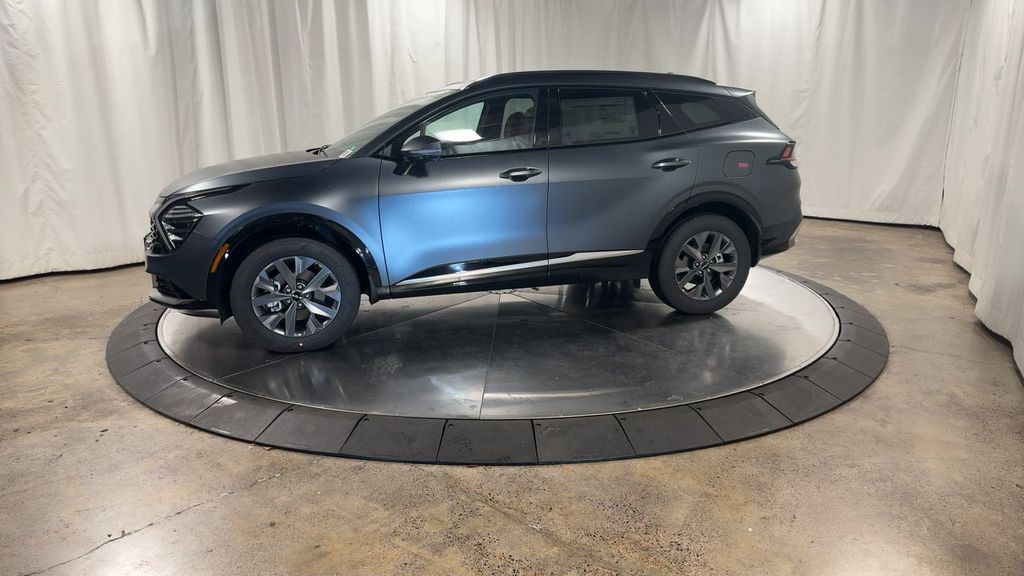 new 2025 Kia Sportage Hybrid car, priced at $38,895