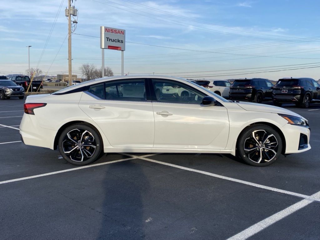 new 2024 Nissan Altima car, priced at $26,555