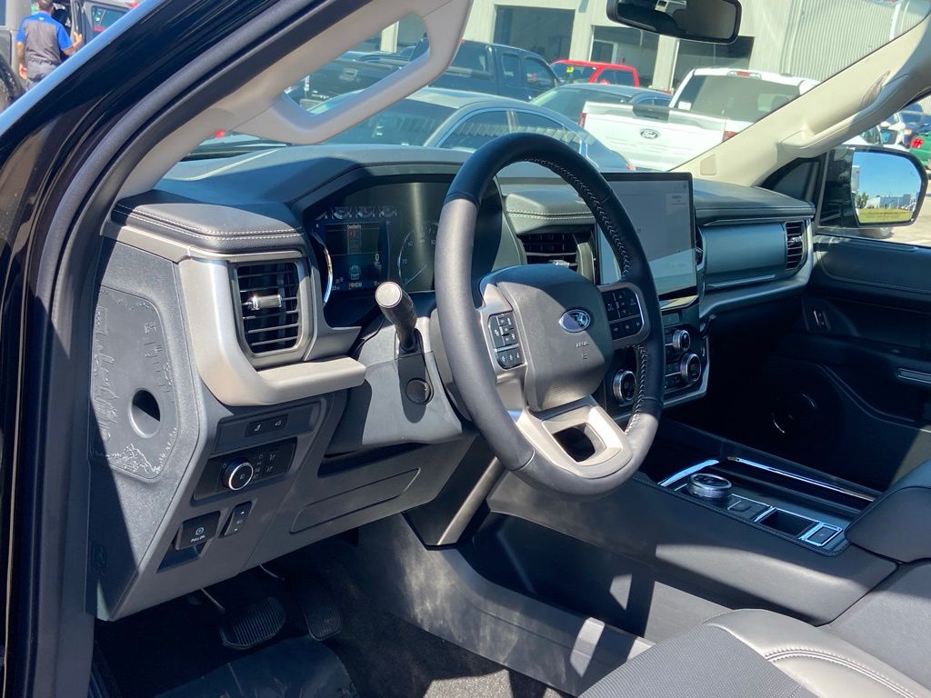 new 2024 Ford Expedition car, priced at $57,871