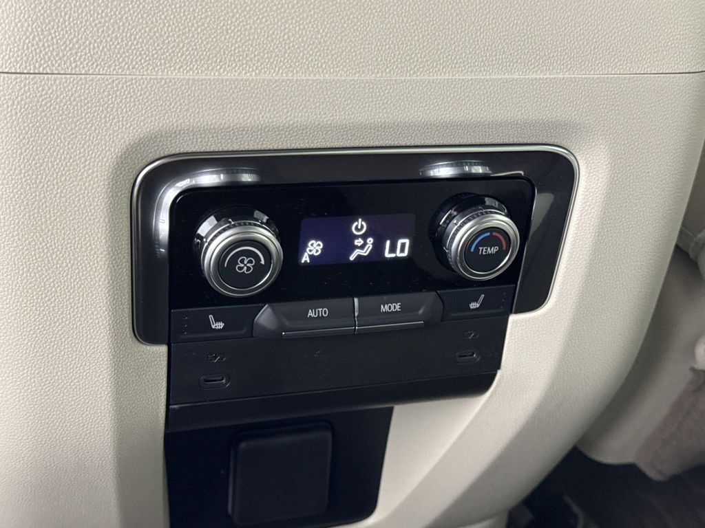 new 2025 GMC Yukon XL car, priced at $89,054