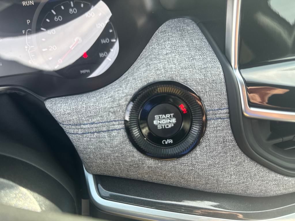 new 2025 Jeep Compass car, priced at $26,900