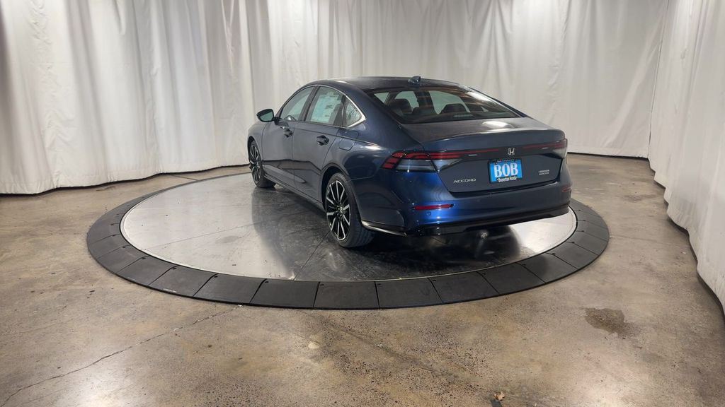 new 2025 Honda Accord Hybrid car, priced at $40,450