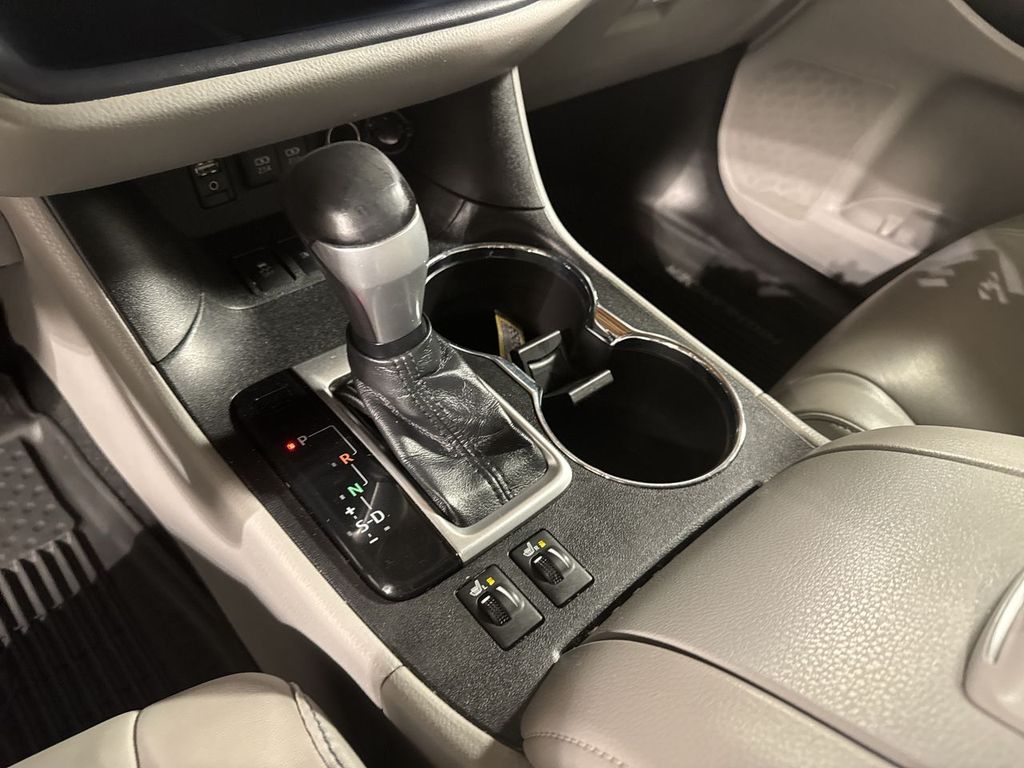 used 2018 Toyota Highlander car, priced at $23,700
