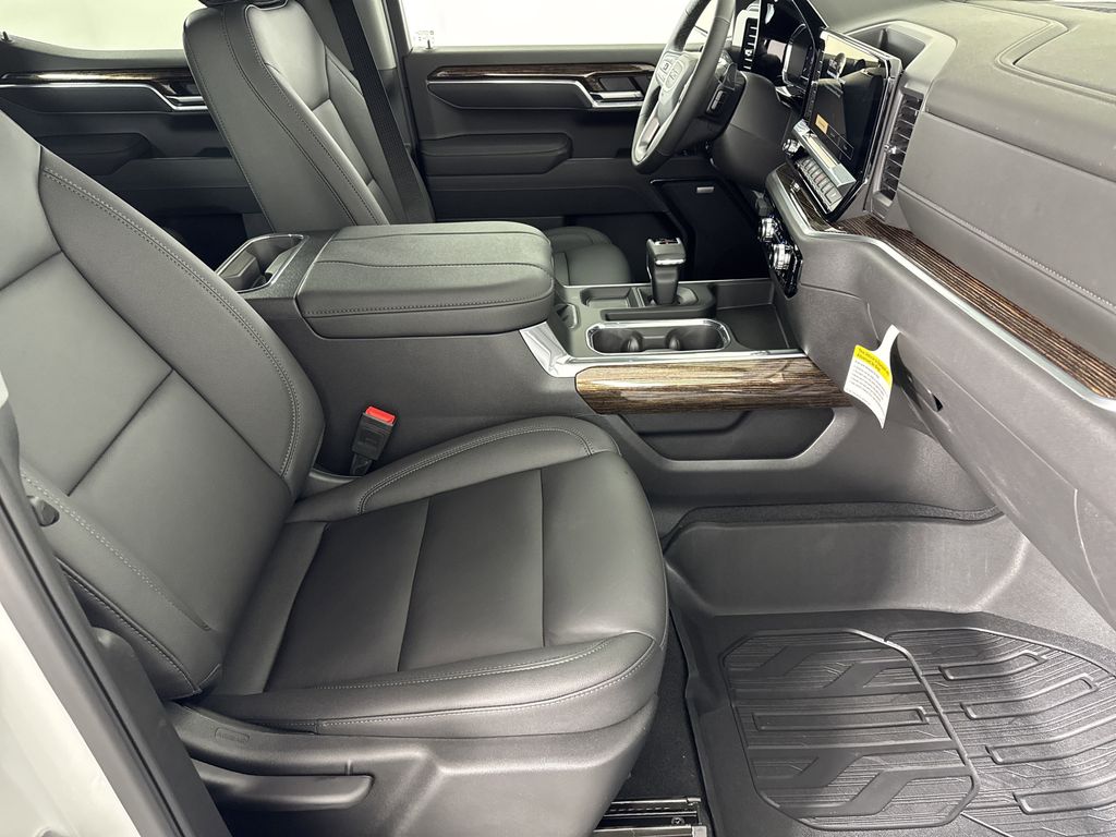 new 2025 GMC Sierra 1500 car, priced at $61,430