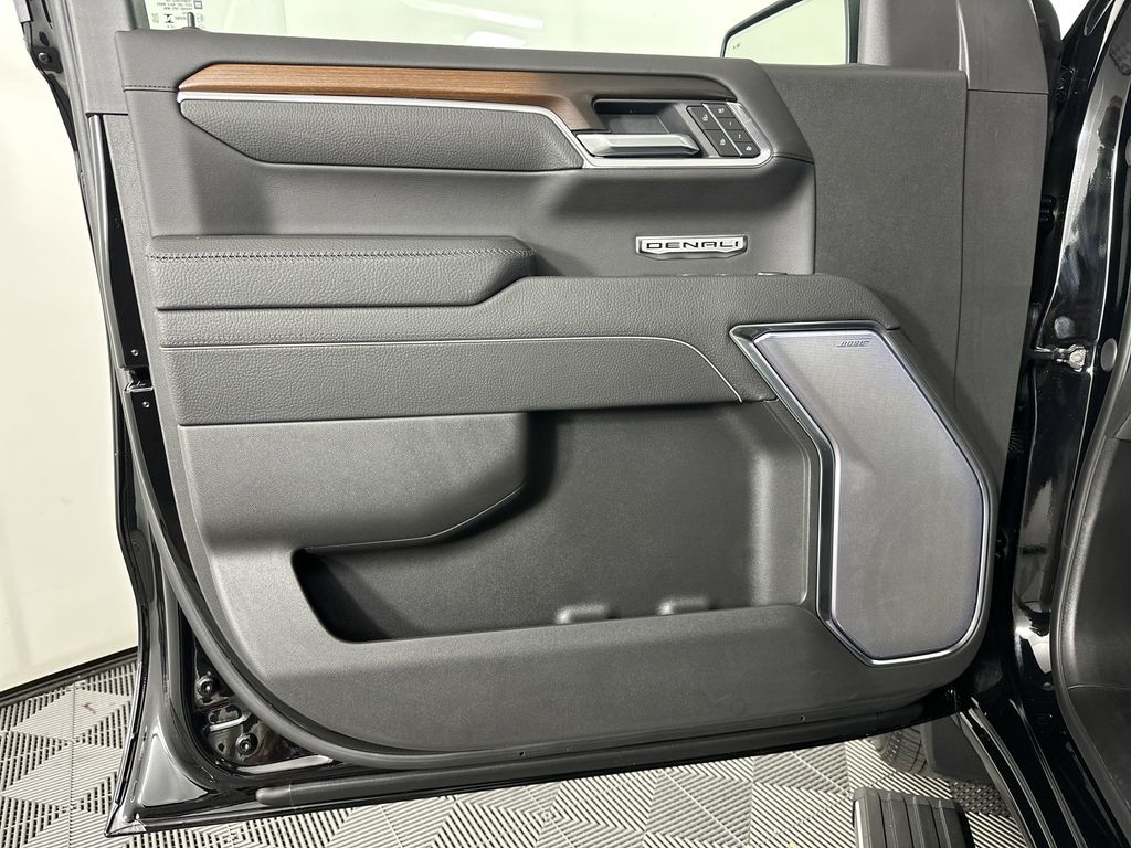 new 2025 GMC Sierra 1500 car, priced at $68,494