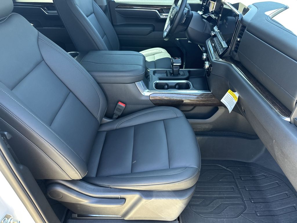 new 2025 GMC Sierra 1500 car, priced at $59,430