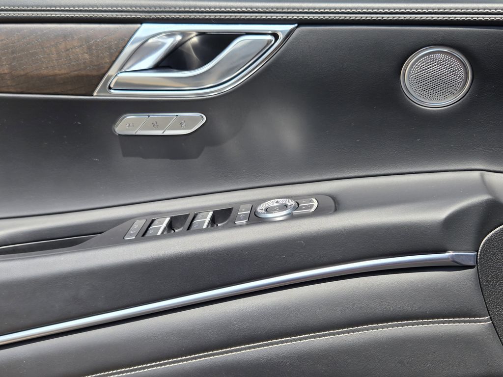 used 2024 Genesis GV80 car, priced at $43,963