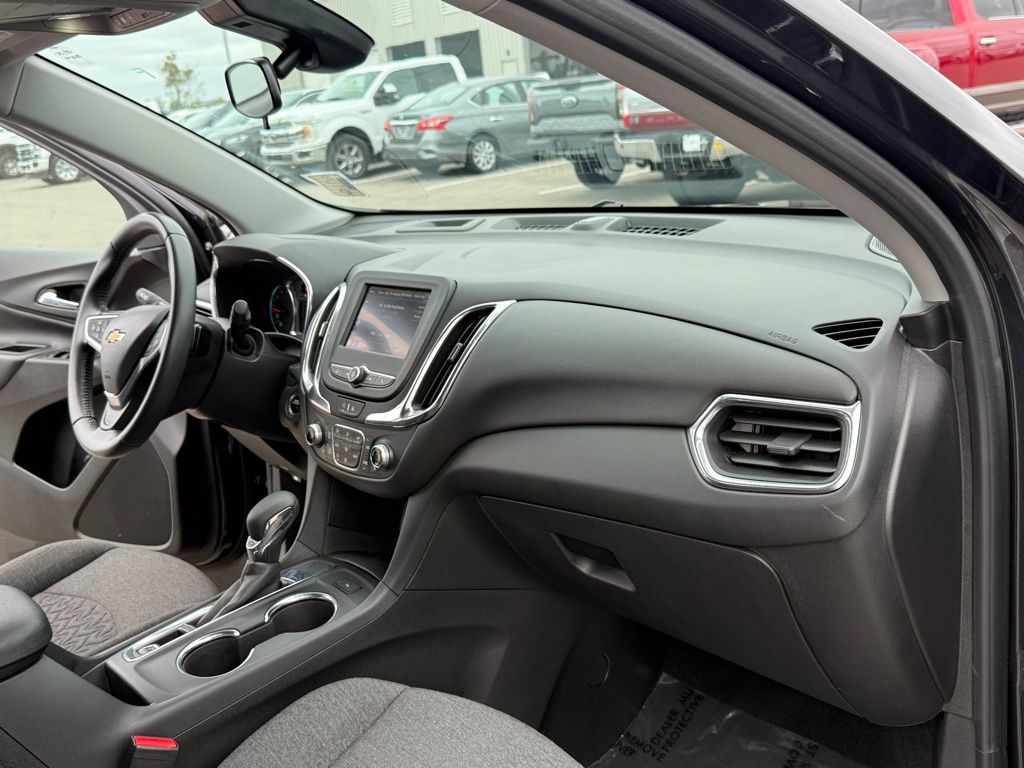 used 2022 Chevrolet Equinox car, priced at $21,500